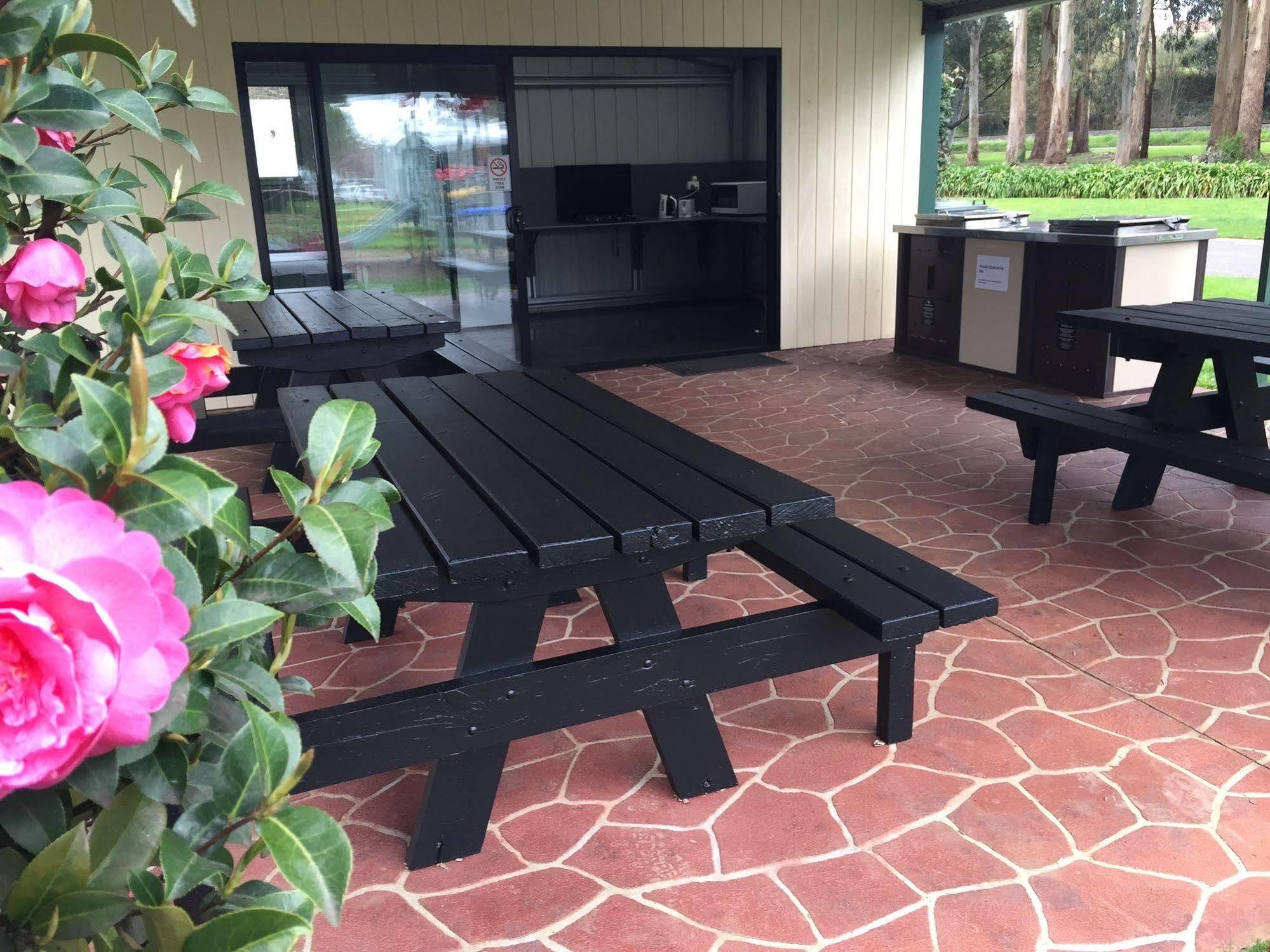 Warragul Gardens Holiday Park Luaran gambar